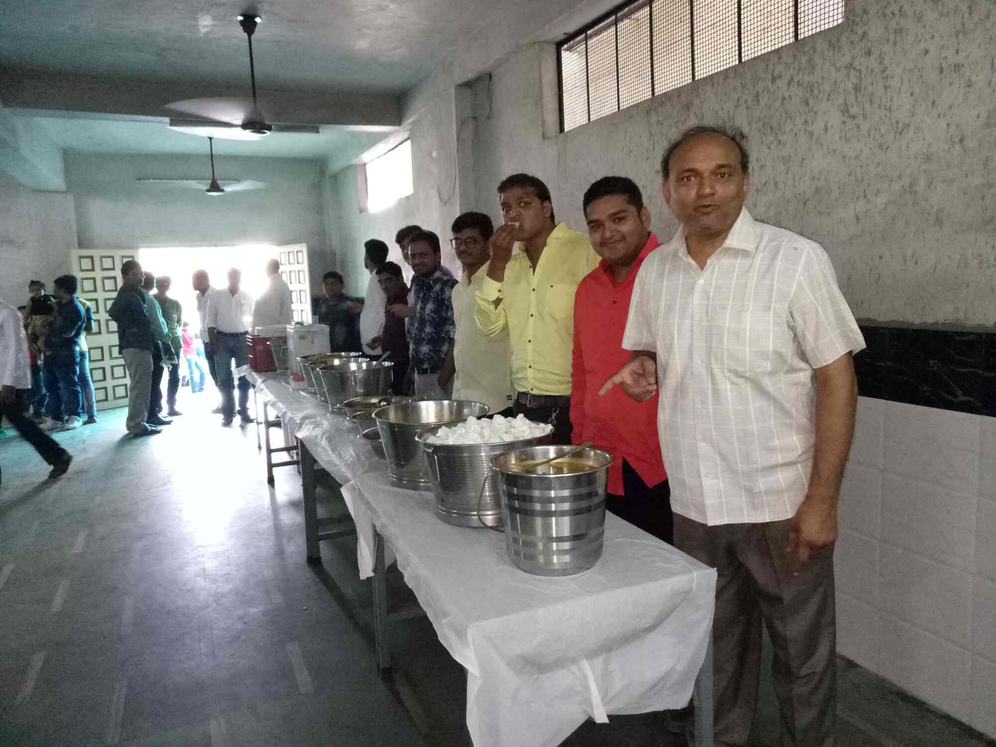 Shyam Kathiyawadi Dhaba in Kapodra,Surat Best Gujarati Restaurants in