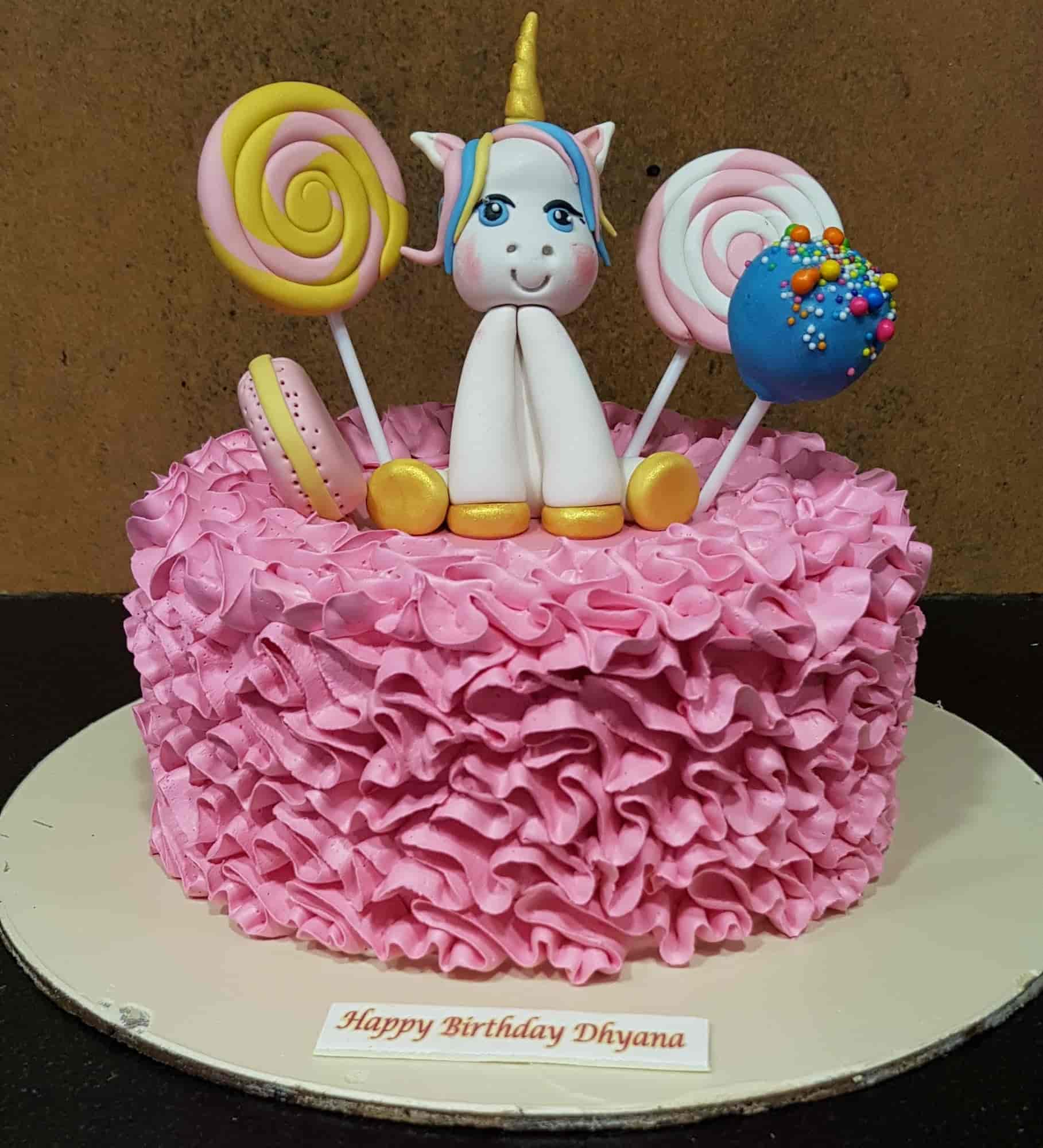 Desserts And More in Vesu,Surat Order Food Online Best Cake Shops