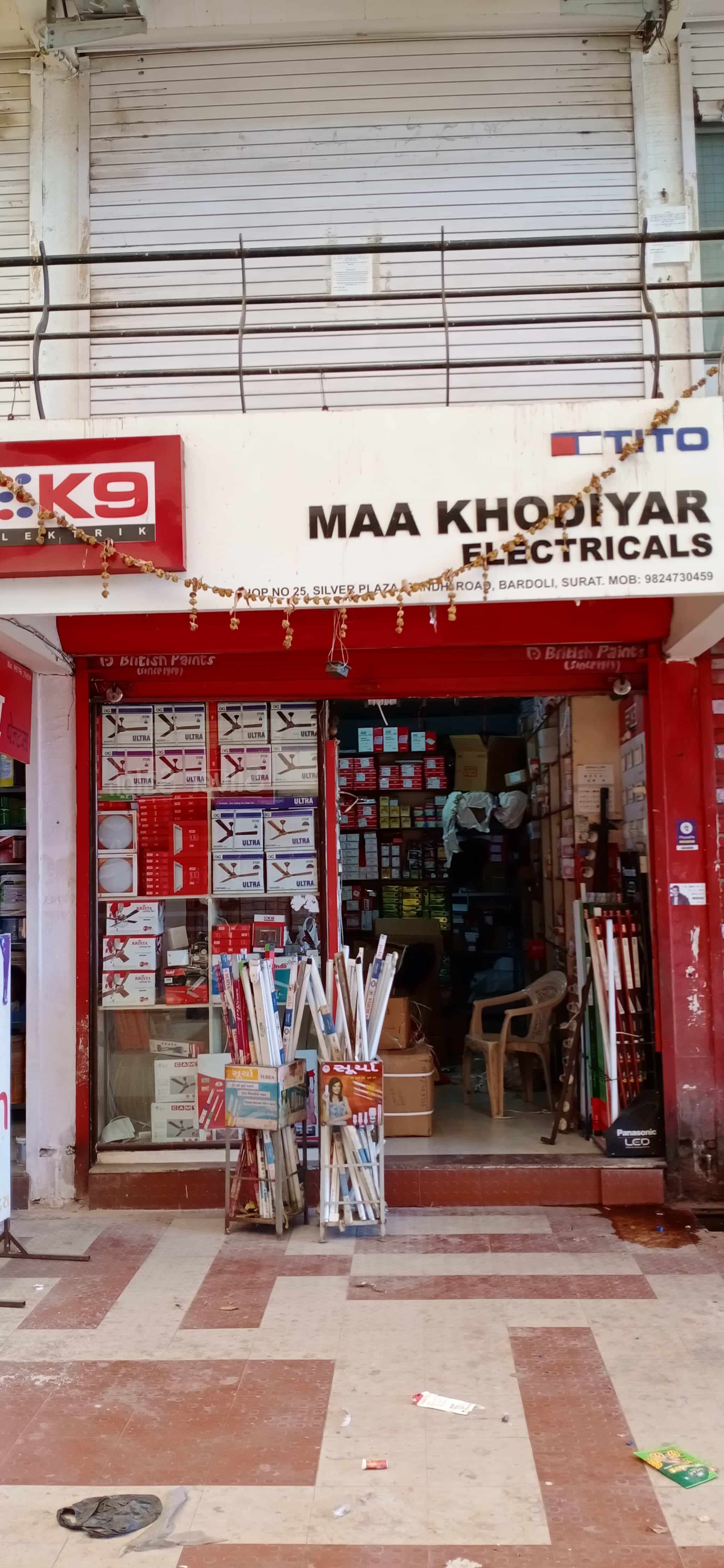 Aktyorlar, qoshiqchilar va boshqa taniqli shaxslarning porno galereyasi