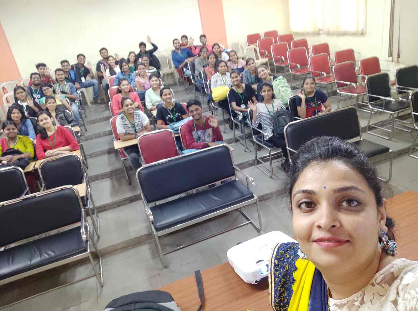 Top English Speaking Classes in Dombivli East Best Spoken English