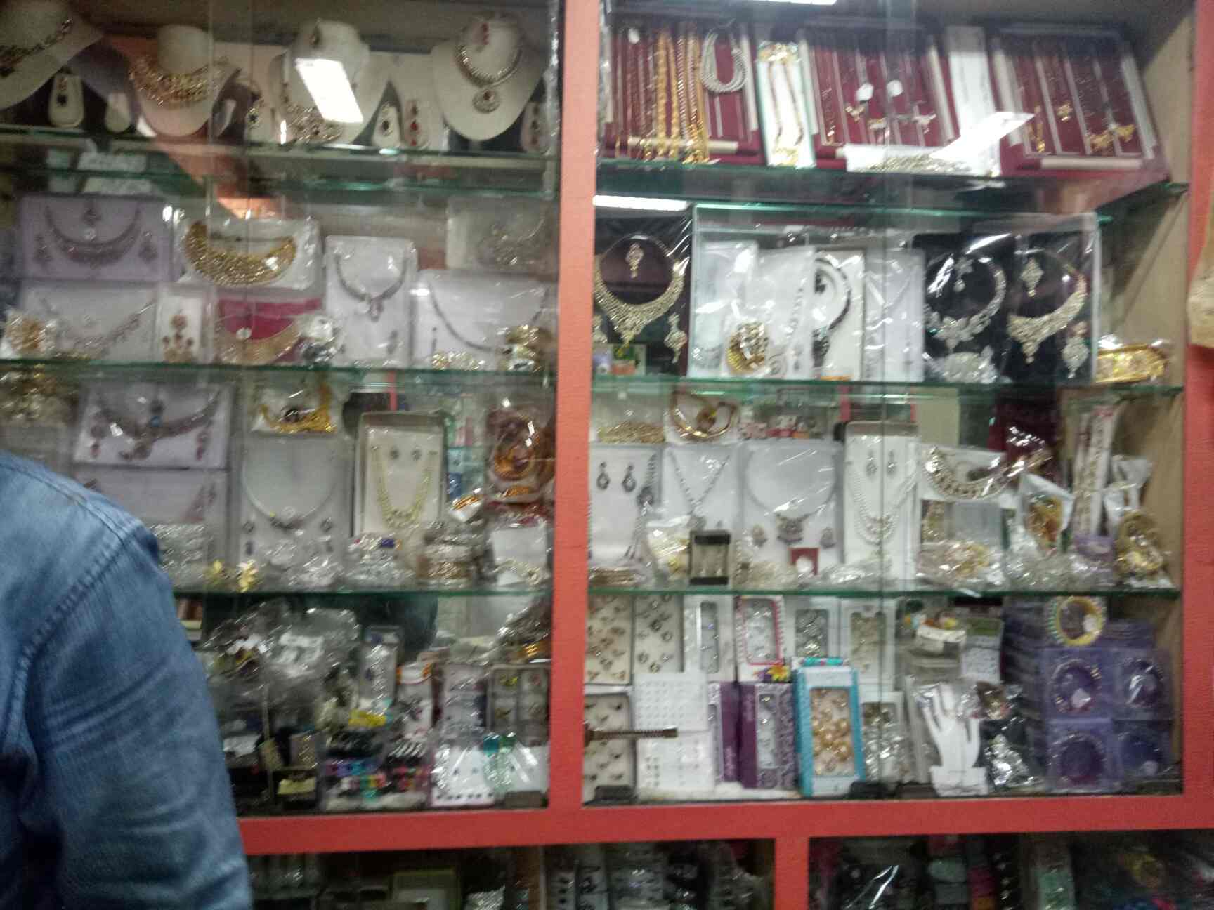 Top Voylla Imitation Jewellery Retailers in Nashik Best Voylla