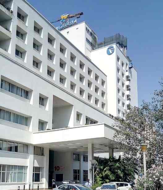 Dr. Sandeep Kelshikar (Jupiter Hospital) in Thane West,Mumbai Book