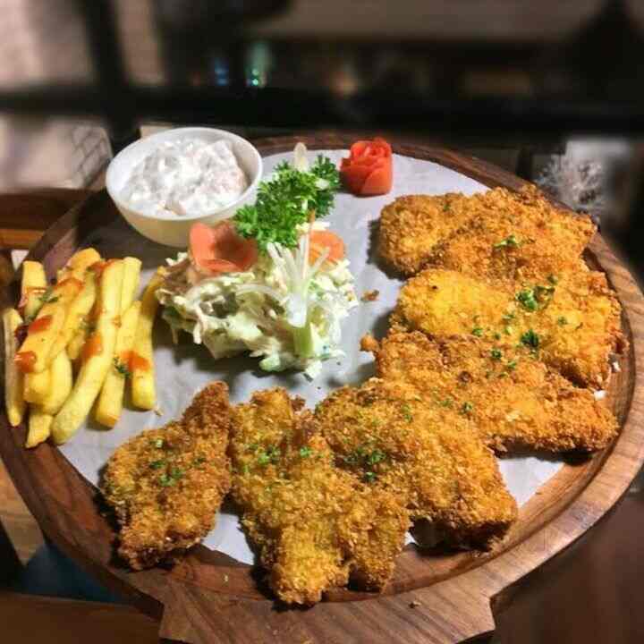 Bombay Brews in Vasant Viharthane West,Mumbai Order Food Online