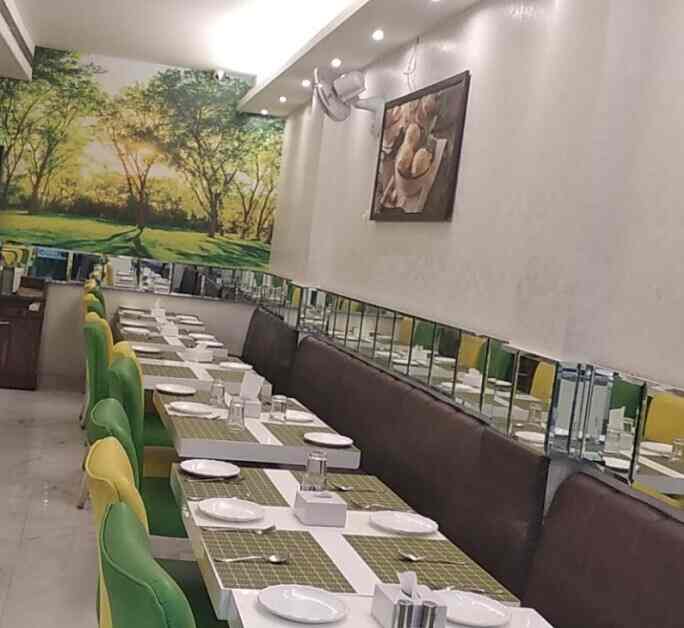 Heenal Dry Fruits & Sweets Corner in Thane West,Mumbai Best Sweet