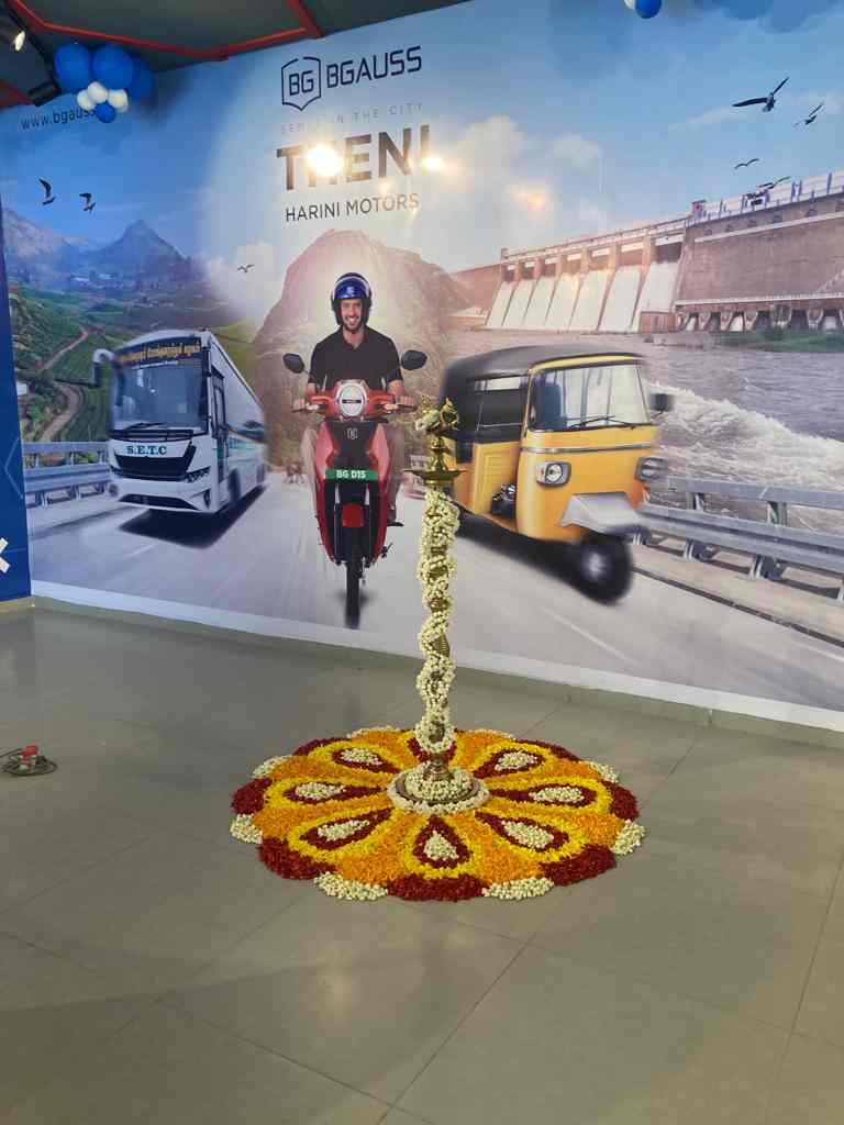 Top Okinawa Praise Pro Battery Operated Scooter Dealers in Ernakulam