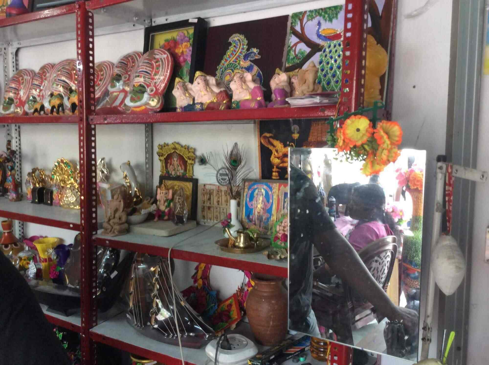 Top Caricature Painting Artists in Chalai, Thiruvananthapuram near me