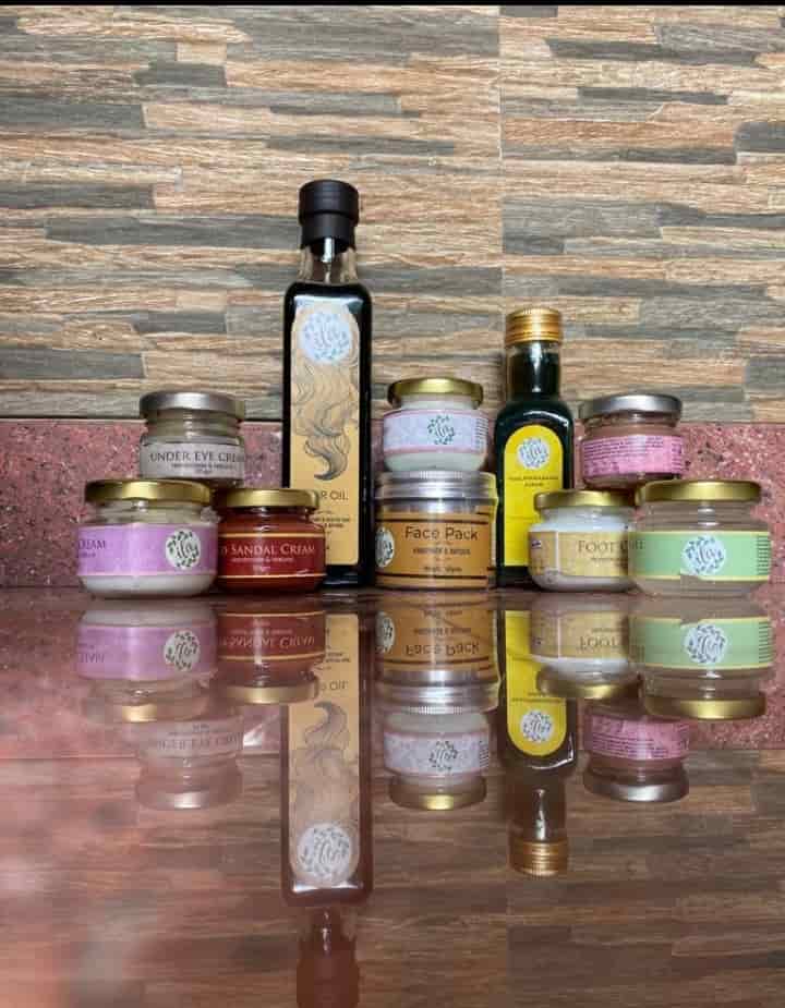 Top Hair Oil Manufacturers in Thiruvananthapuram - हेयर आयल मनुफक्चरर्स, थिरुवनंतपुरम - Best Herbal Hair Oil Manufacturers - Justdial Top Hair Oil Manufacturers in Thiruvananthapuram - हेयर आयल मनुफक्चरर्स, थिरुवनंतपुरम - Best Herbal Hair Oil Manufacturers - Justdial