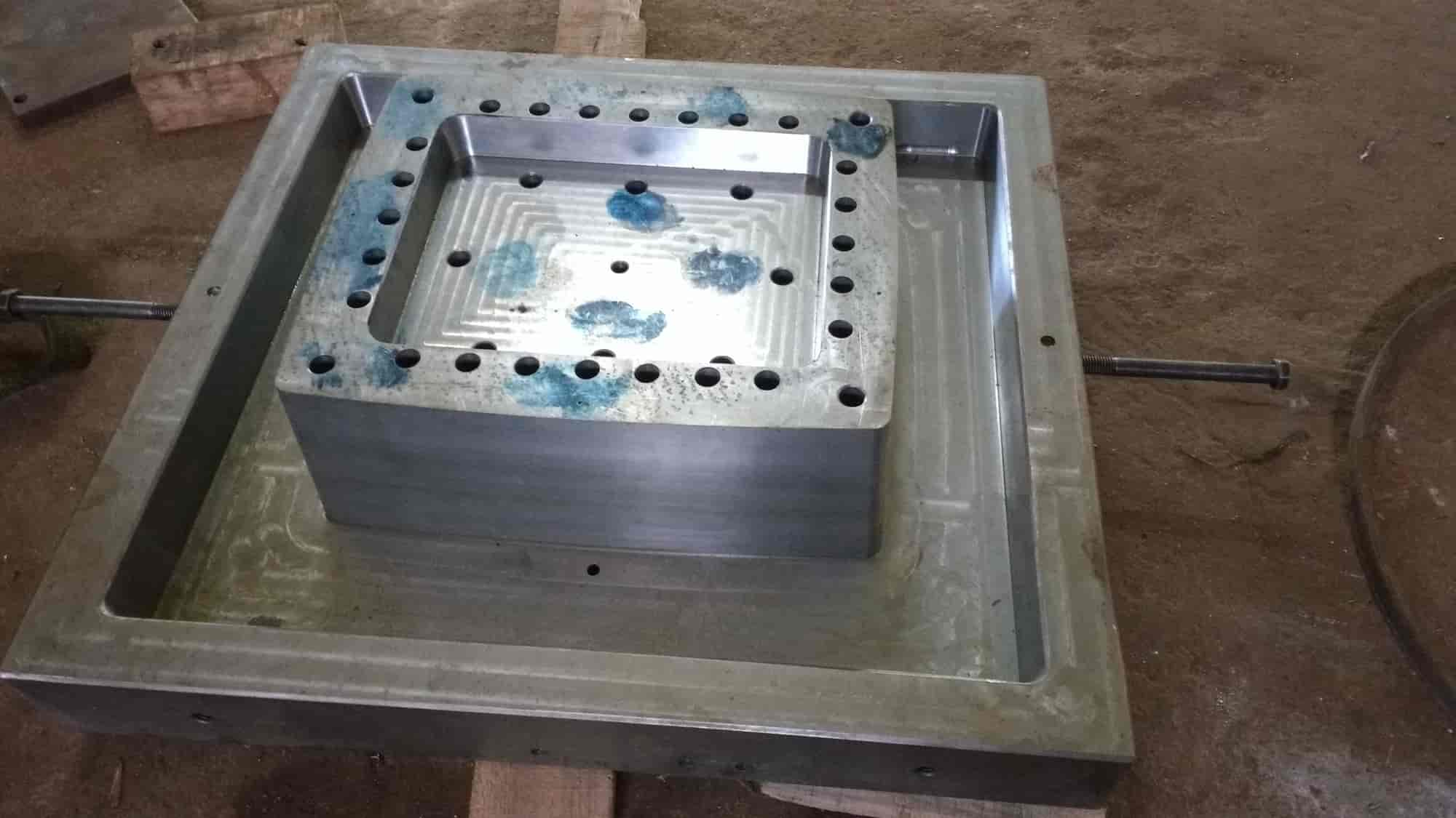 Top Plastic Moulding Manufacturers in Thiruvananthapuram प्लास्टिक