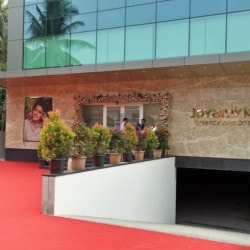Joyalukkas corporate office outlet