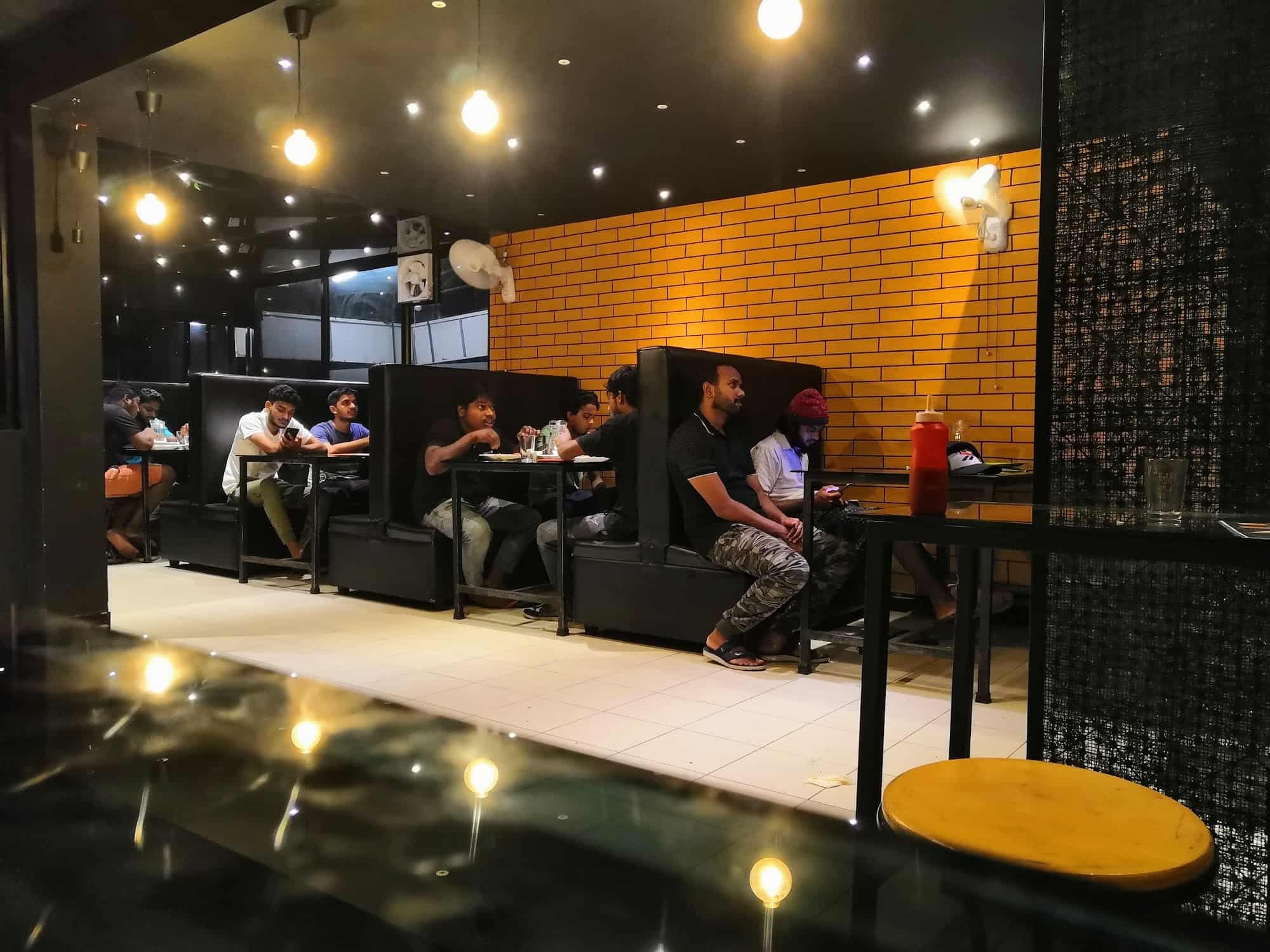 Top Fried Chicken Delivery Restaurants in Muringoor Vadakkummuri Best