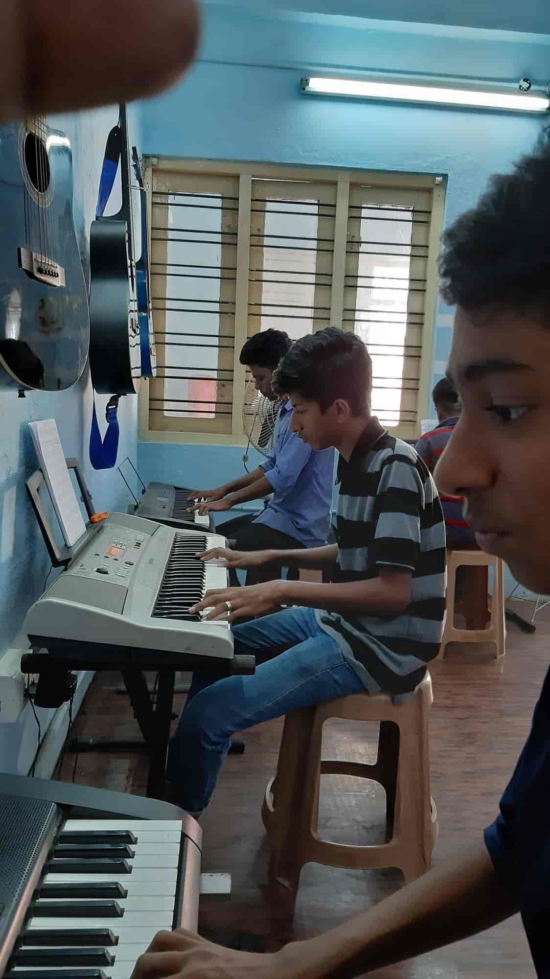 Top Music Classes in Chalakudi, Thrissur Best Music Schools Justdial