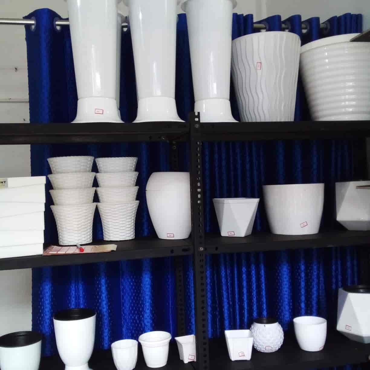 Top Pottery Dealers in Thrissur Best Plant Container Dealers near me