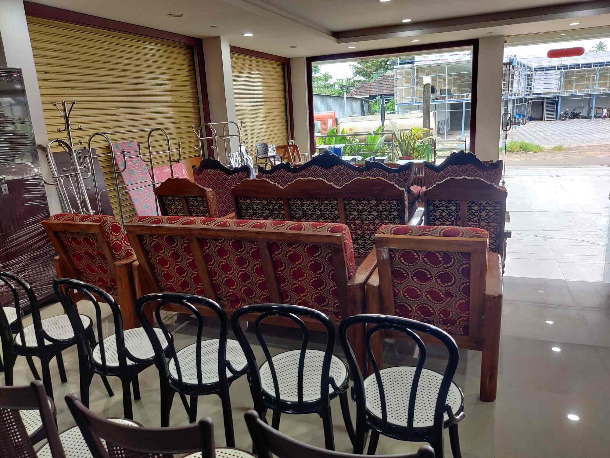 Kings Furniture Company in Chalakudi,Thrissur Best Furniture Dealers in Thrissur Justdial