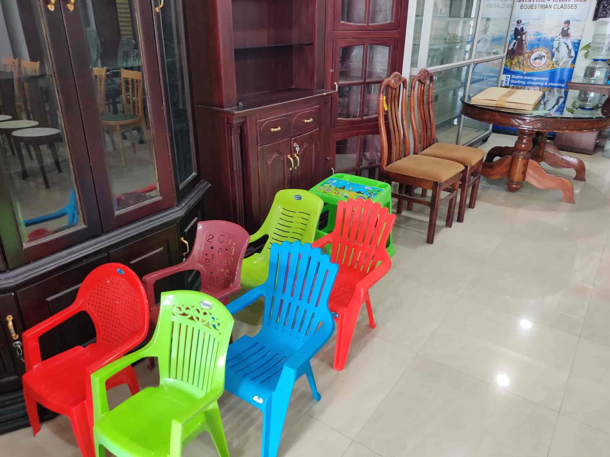 Kings Furniture Company in Chalakudi,Thrissur Best Furniture Dealers