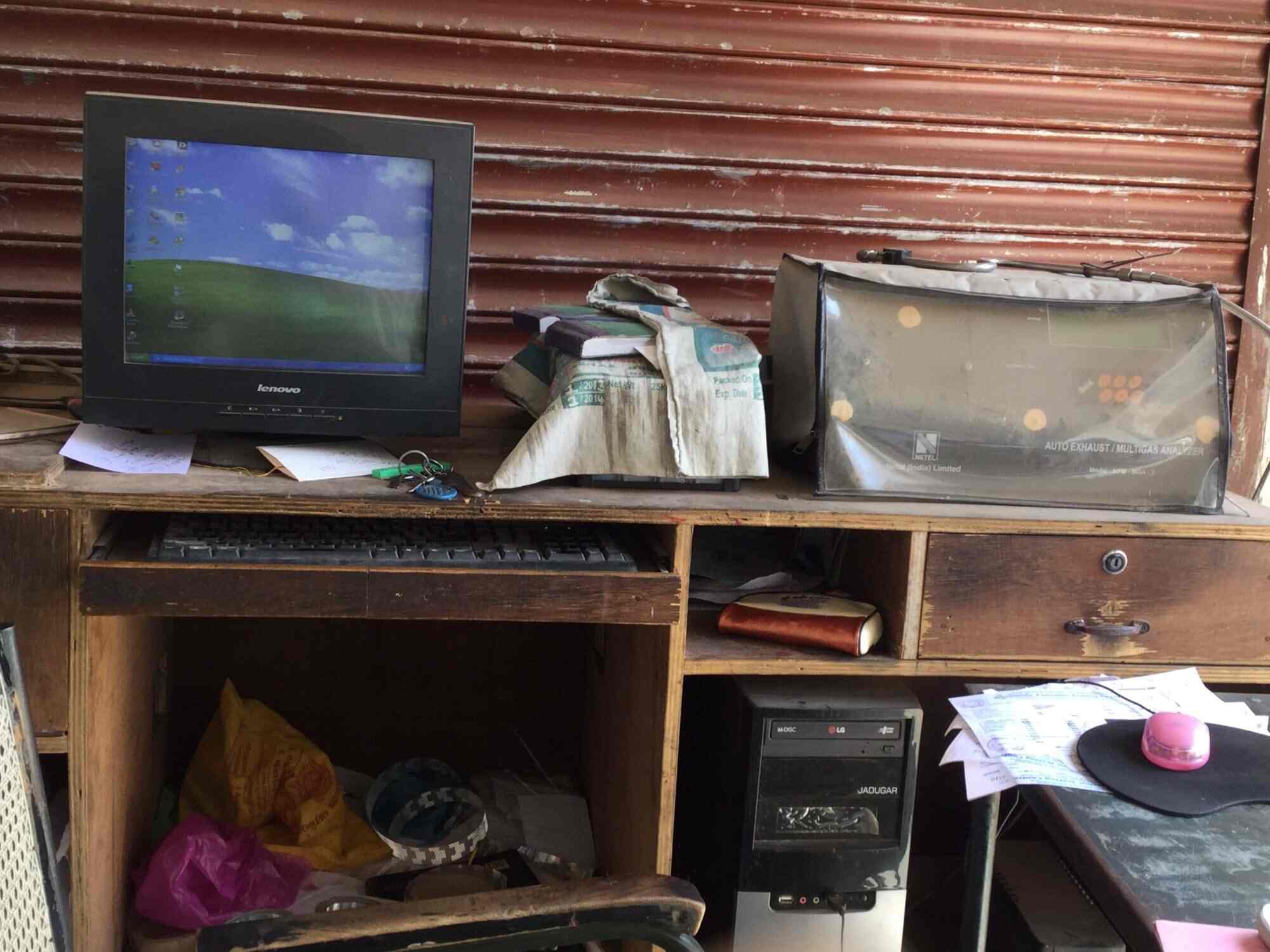 Veefours Smoke Testing Center in Melapalayam,Tirunelveli Best Emission Testing Centres in