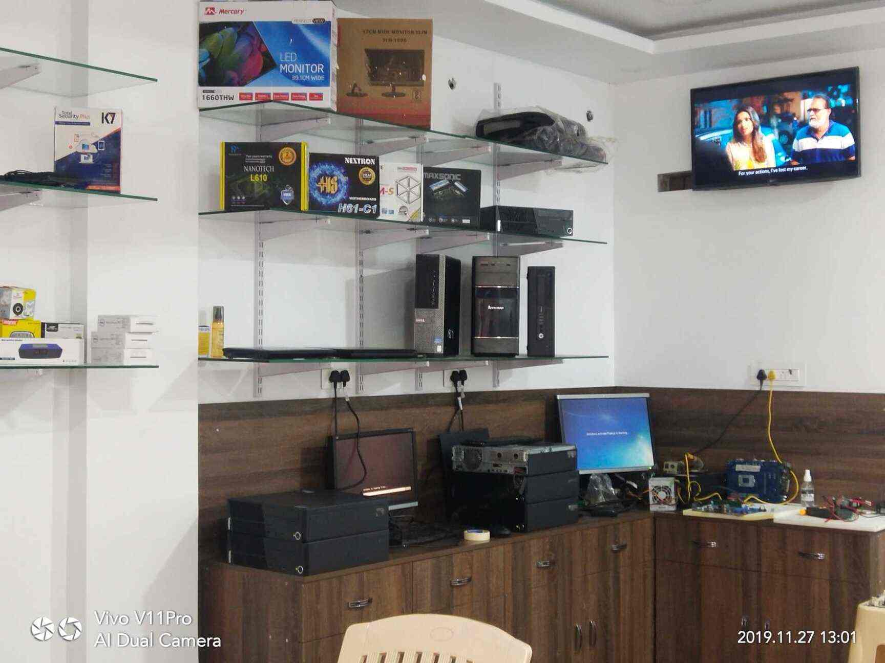Elite Computers (Fox Labs), Tataiah Gunta Laptop Dealers in Tirupati