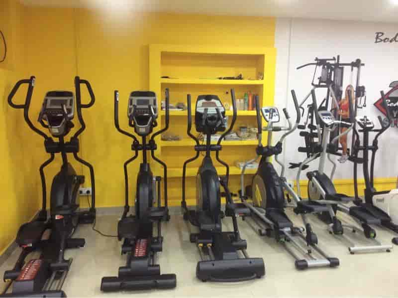 Top Shoe Dealers in RC Road Best Footwear Dealers Tirupati near me