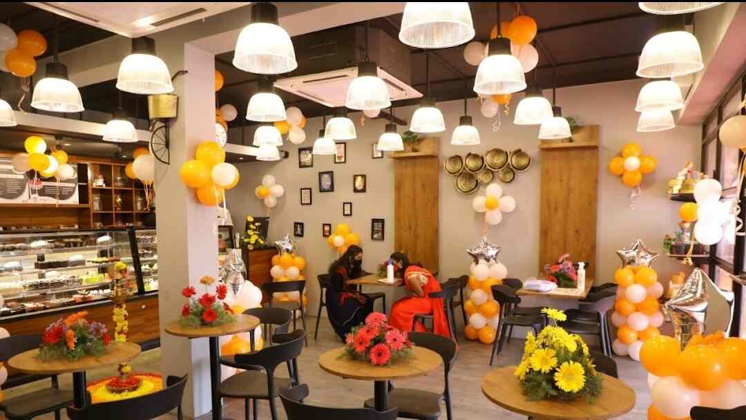 Toptown Cafe in Ashok Nagar,Tirupati Best Coffee Shops in Tirupati