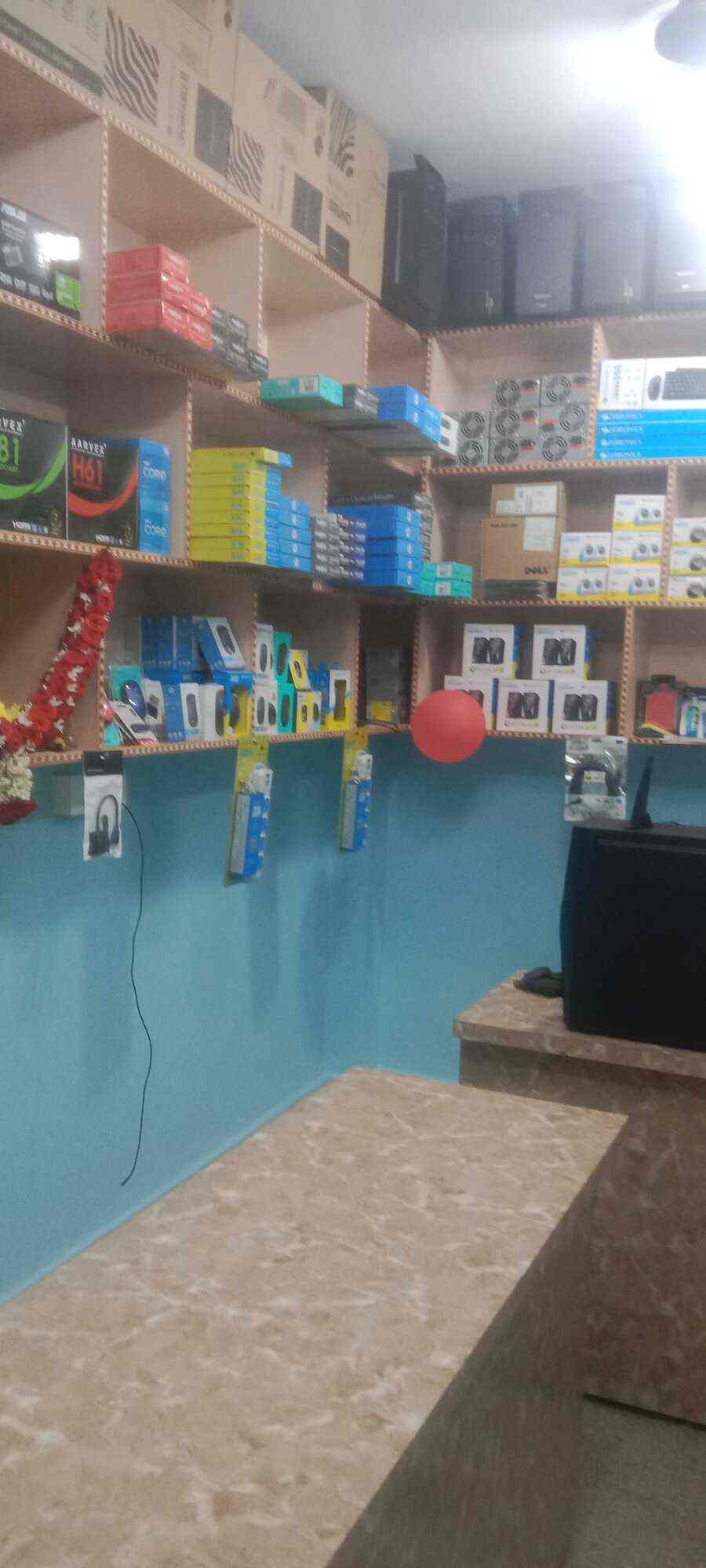 Gunakala computers in Tilak Road,Tirupati Best Laptop Repair