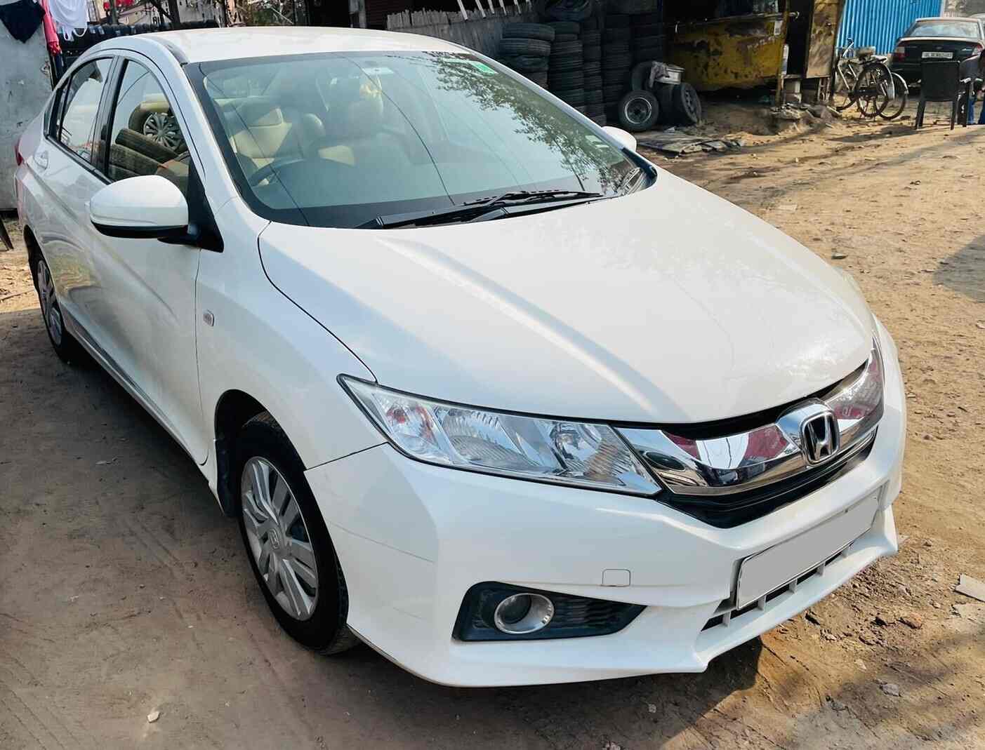 Ayngaran Grand Autos in P N Road,Tirupur Best MahindraCar Accessory