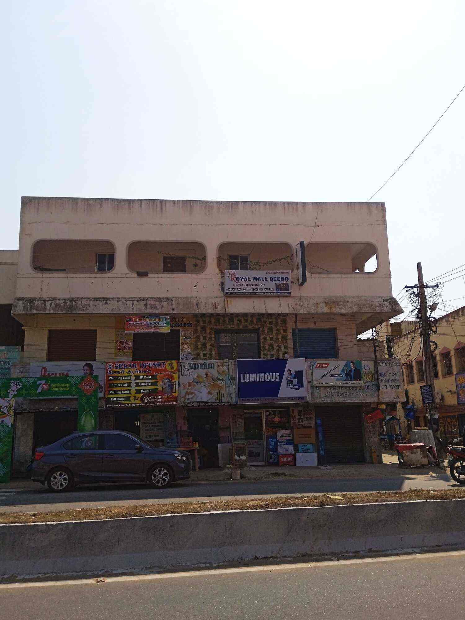 Top Aluminium Fabricators Door Wholesalers in Pune दूर व्होलेसलेर्स