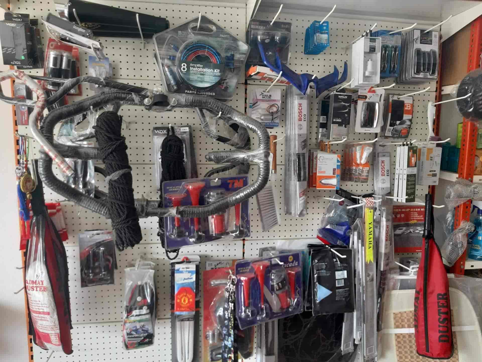 Sri Chendur Car And Bike Accessories in THIRUTHURAIPOONDI TOWN