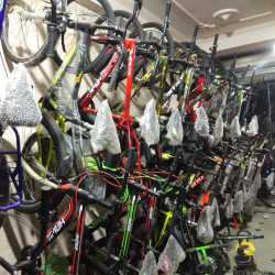 Bicycle shop discount at elias mall