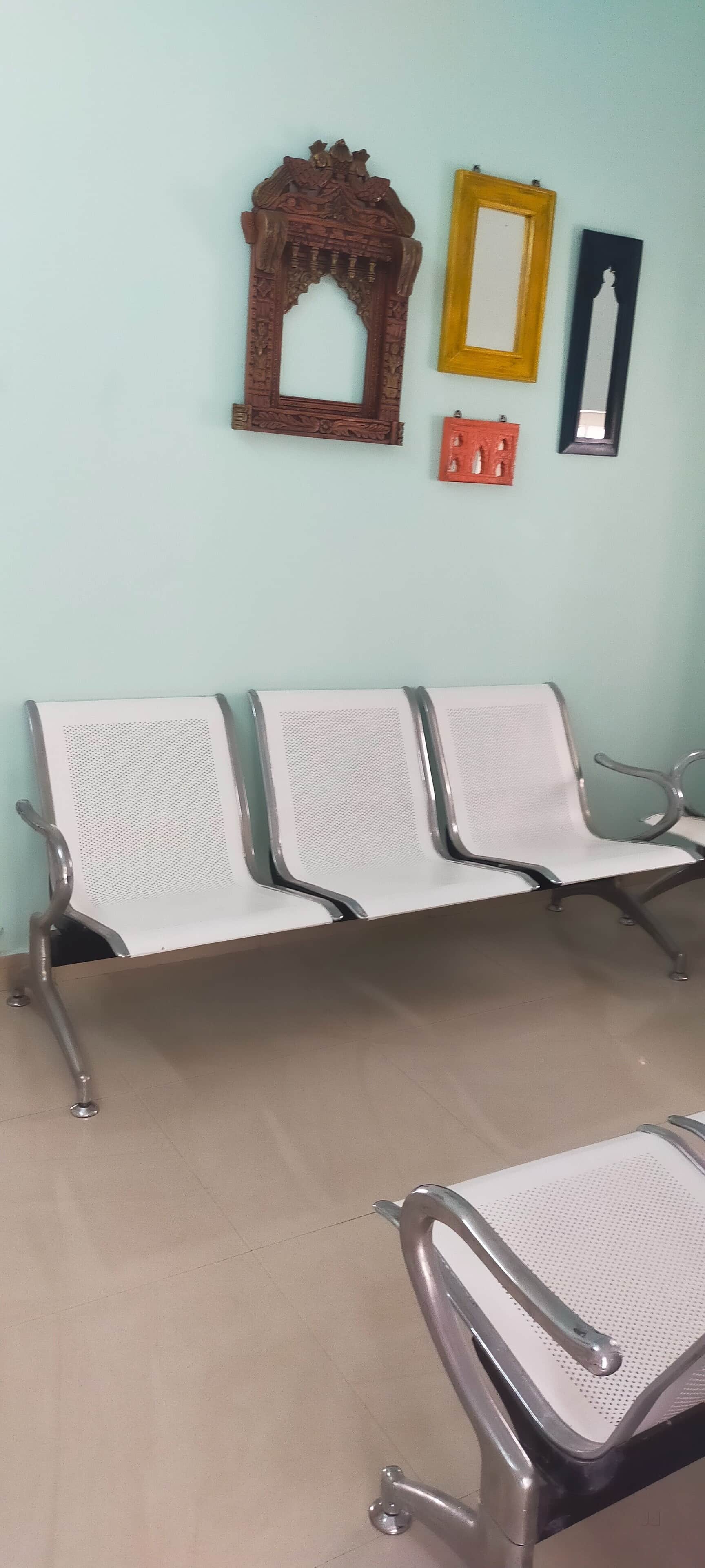 Bandhavi Skin Care Hospital in Thillai Nagar,Trichy Book Appointment