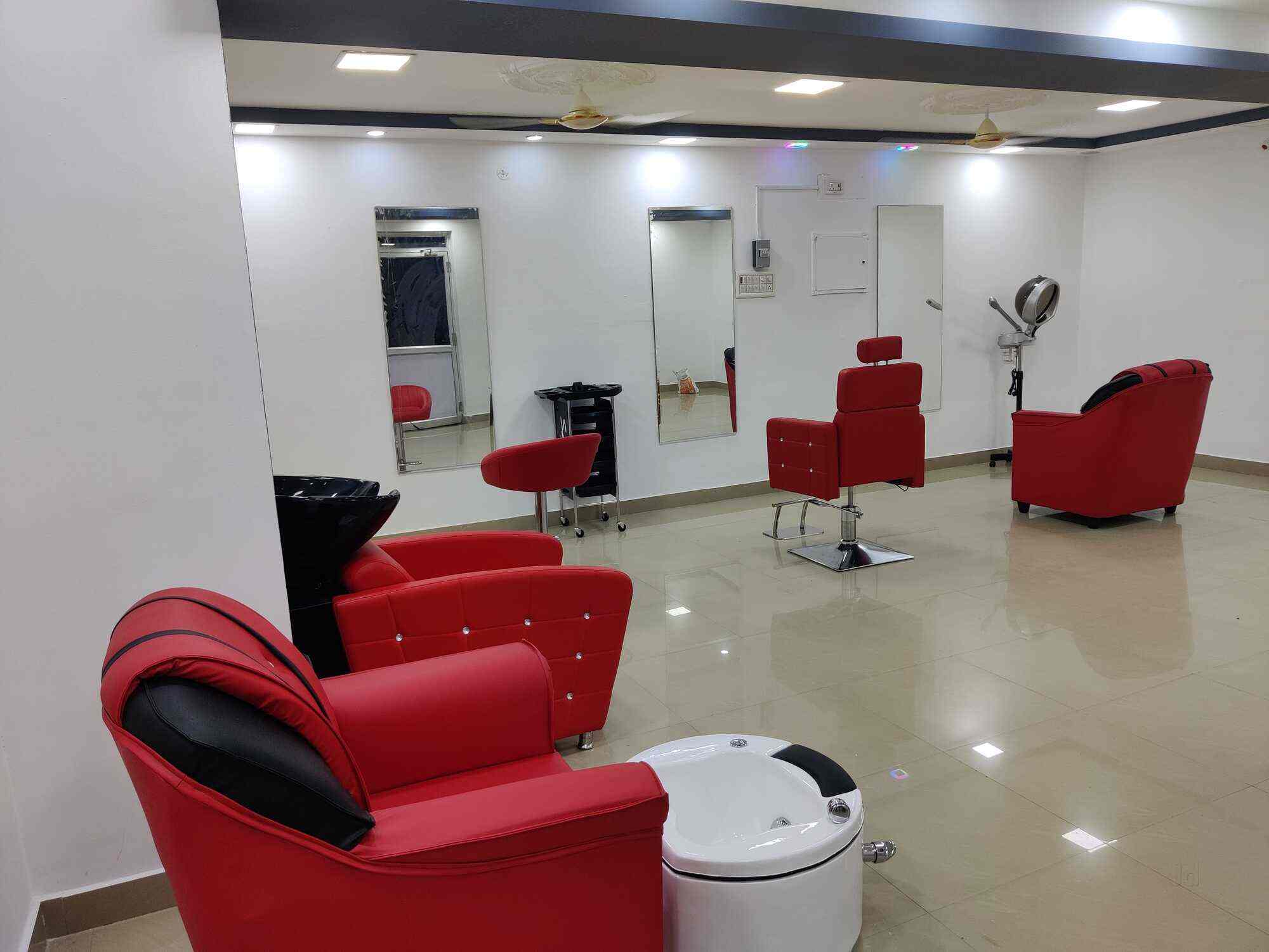 Top Tanning Salons in Trichy near me Justdial