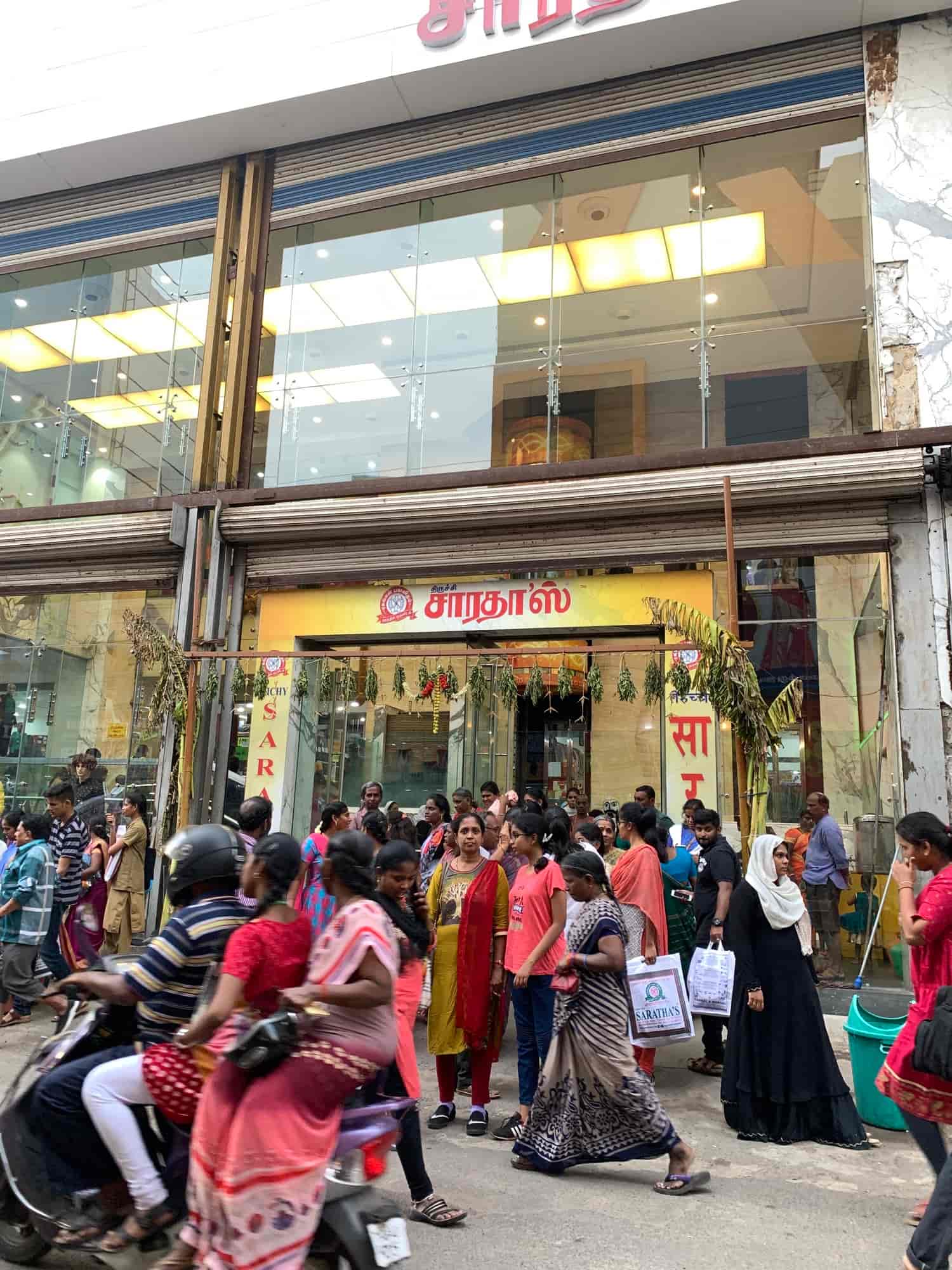 Saradas Store in Melakalkandarkottai,Trichy Best Grocery Stores in