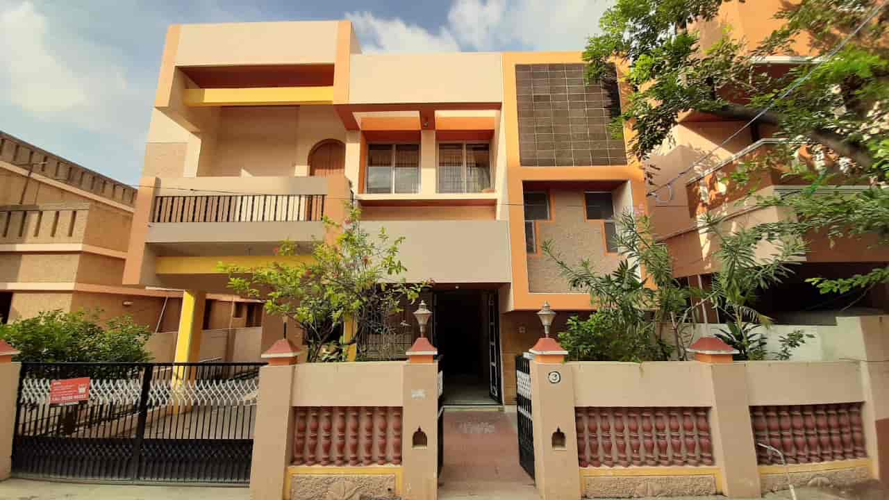 Book Oasis Womens Hostel in Kumaran Nagar,Trichy Best Hostels For