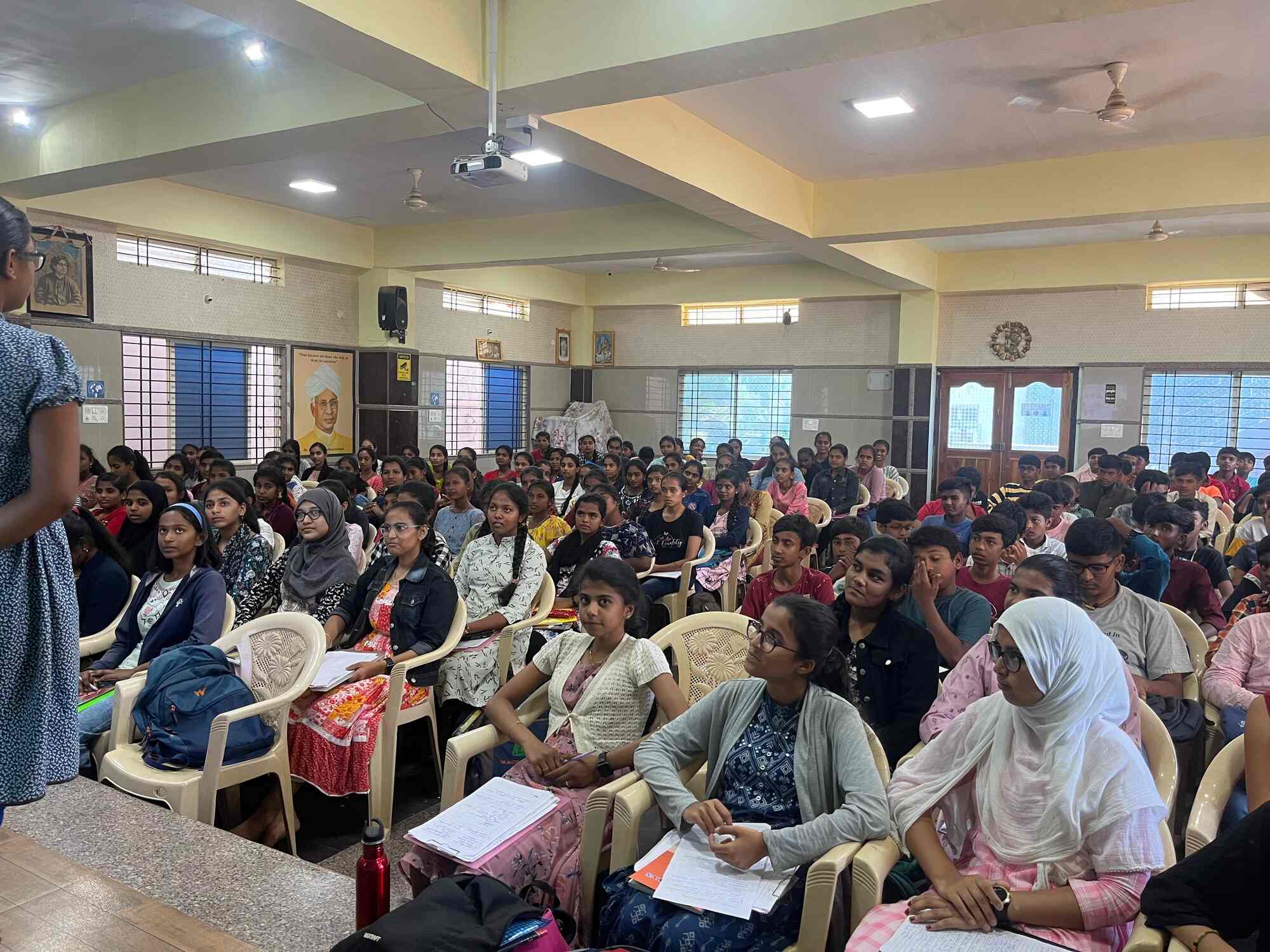 SP Tutorials in Gubbi,Tumkur Best Tutorials in Tumkur Justdial