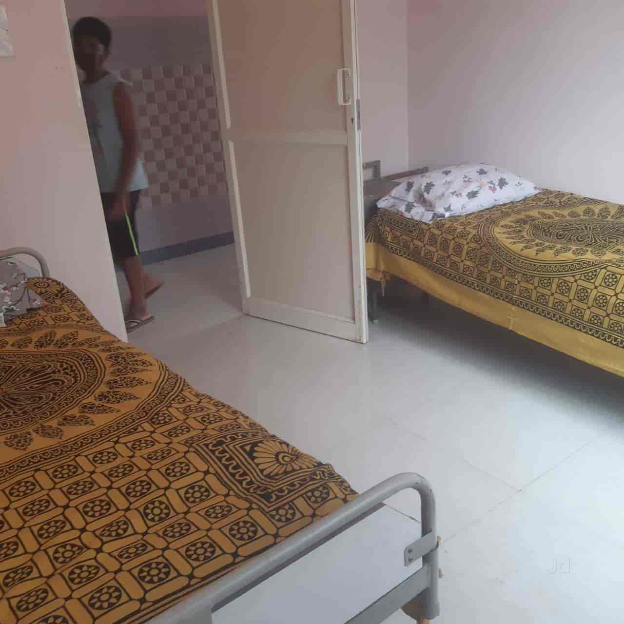 Top Paying Guest in Dibbur,Tumkur Best Boys Paying