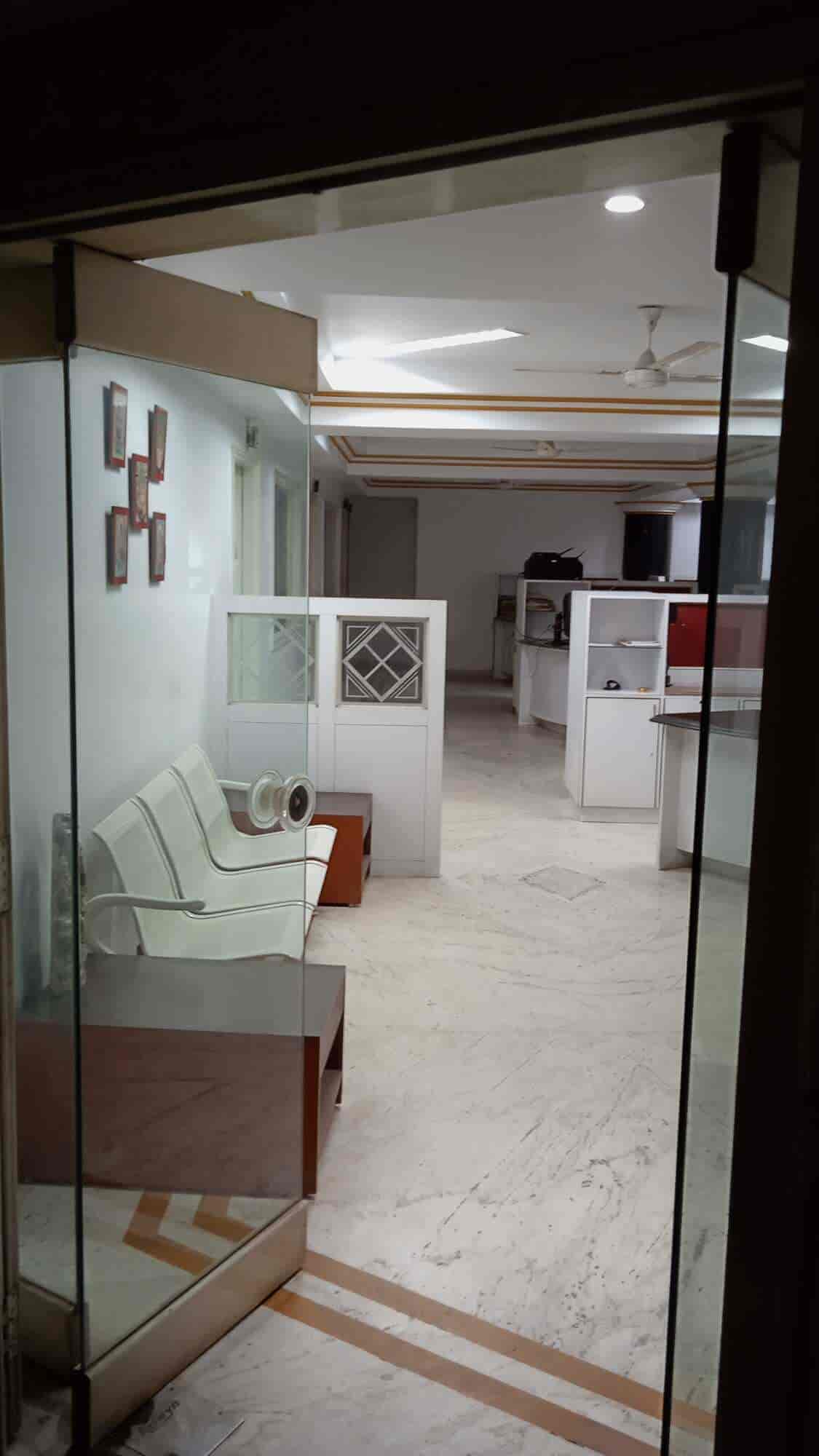 Gallery 8
