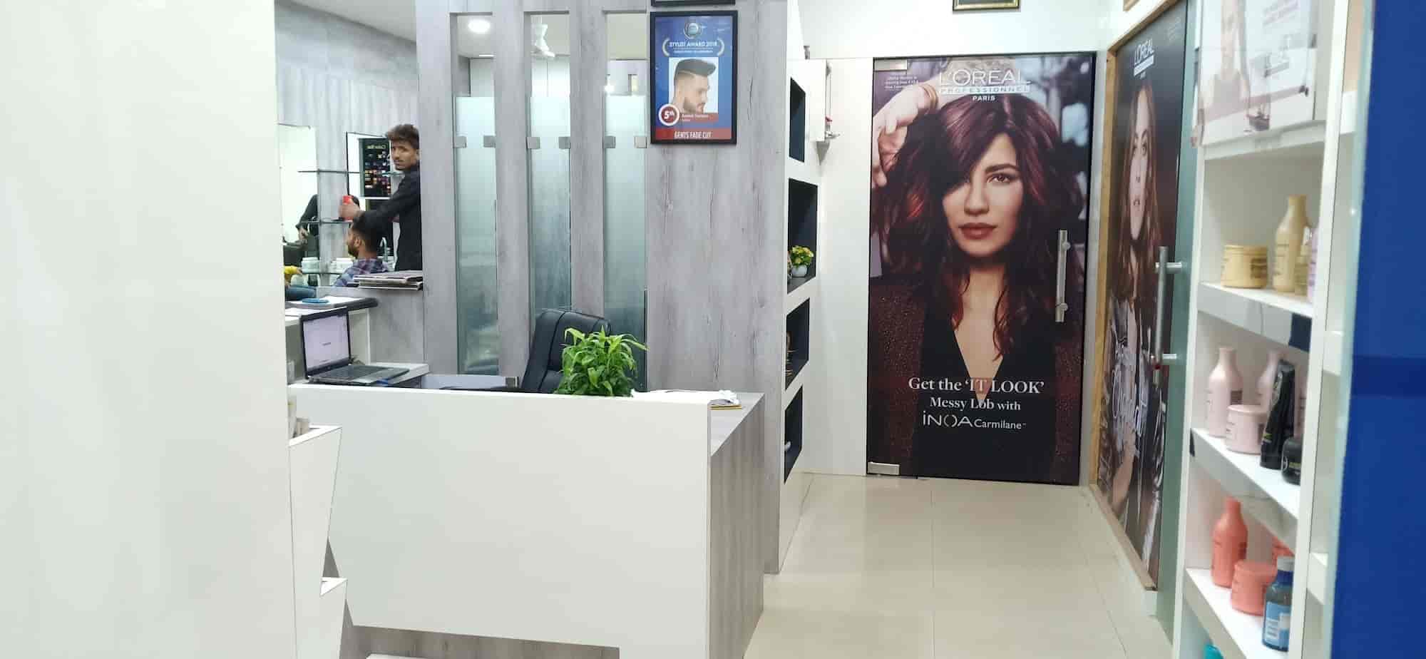 Champion Hair Salon in Hiran Magri,Udaipurrajasthan Best Salons in