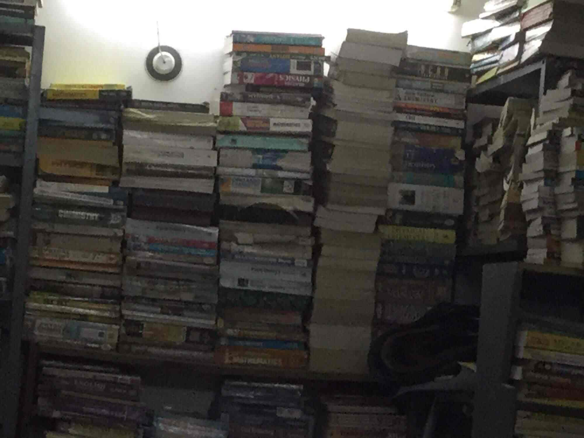 Top Second Hand Book Shops near The Celebration MallBhuwana Best