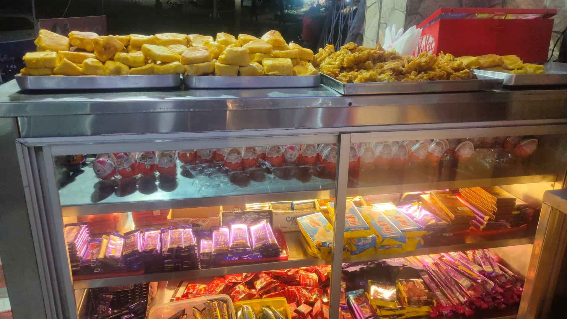 Battal Paneer Pakoda Point