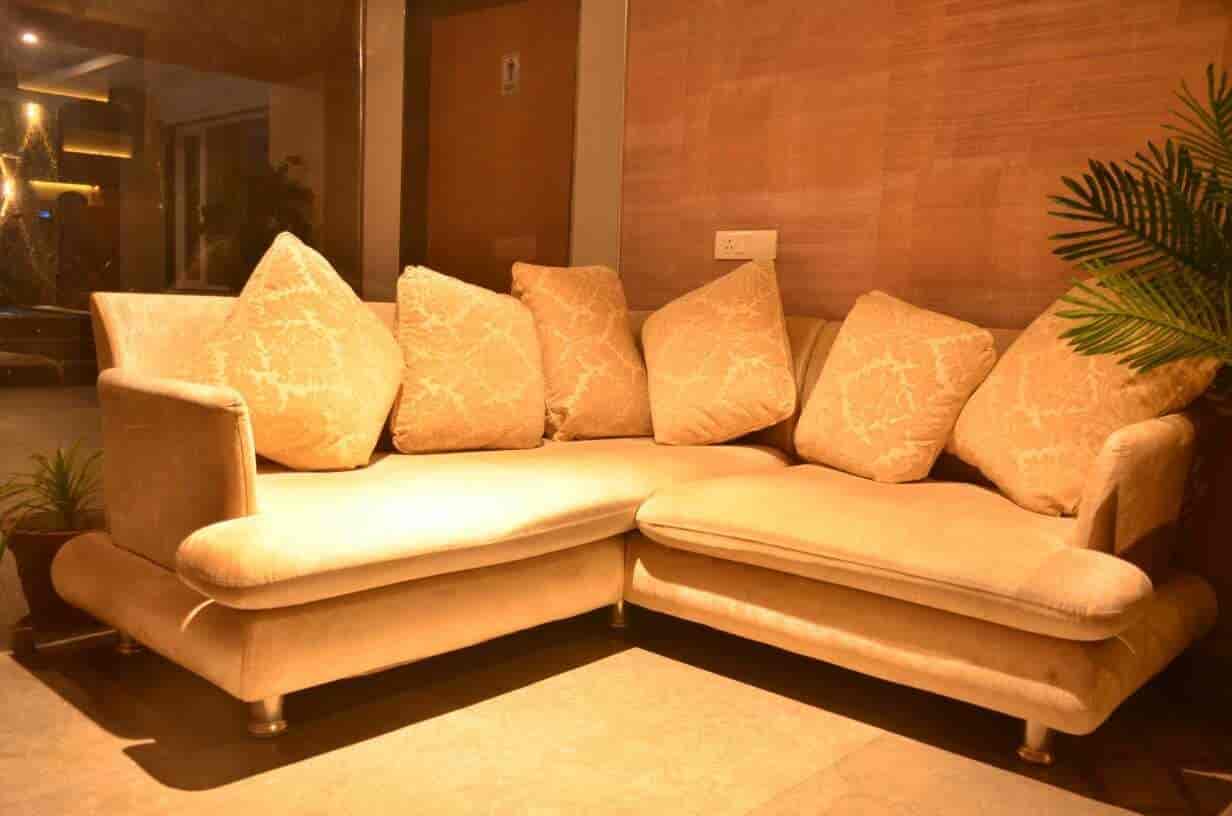 Top Body Massage Centres in Indrapuri Best Massage Centres Justdial