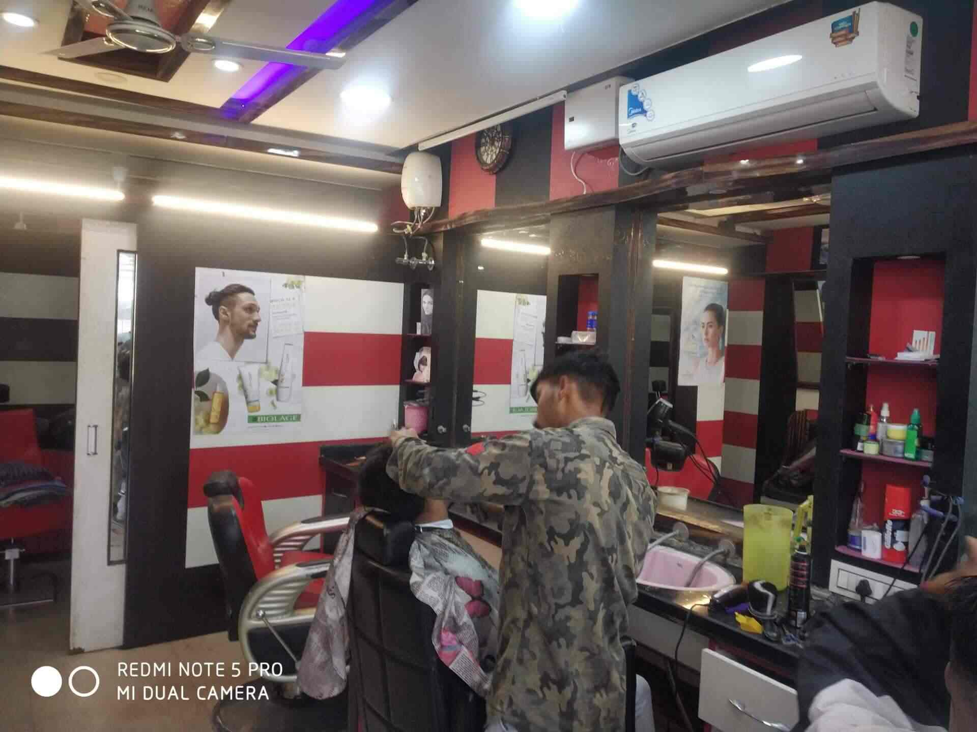 Salon Una