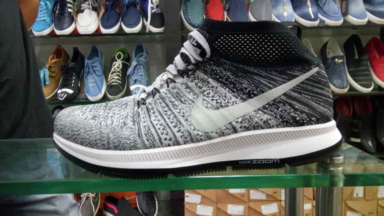 Empire Footwear in Fateganj,Vadodara Best Safety Shoe Dealers in