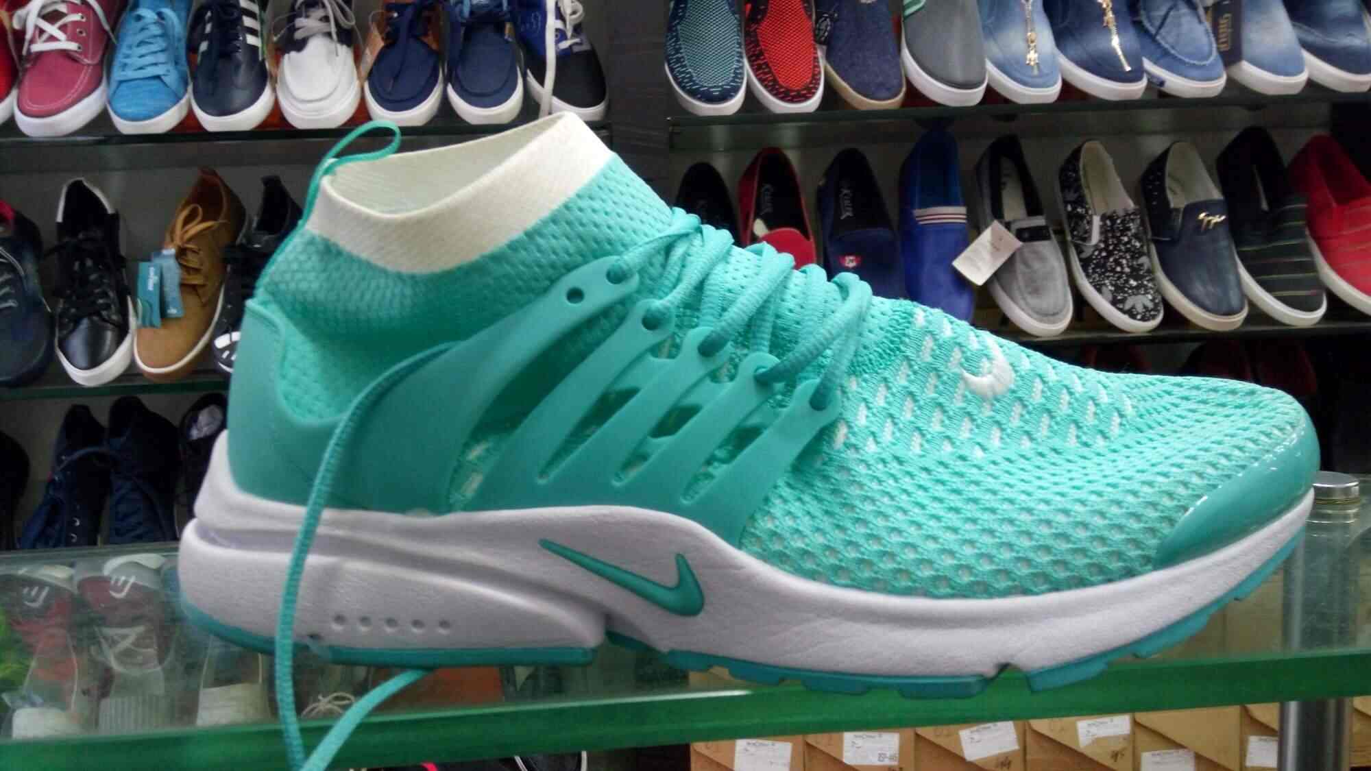 Empire Footwear in Fateganj,Vadodara Best Safety Shoe Dealers in