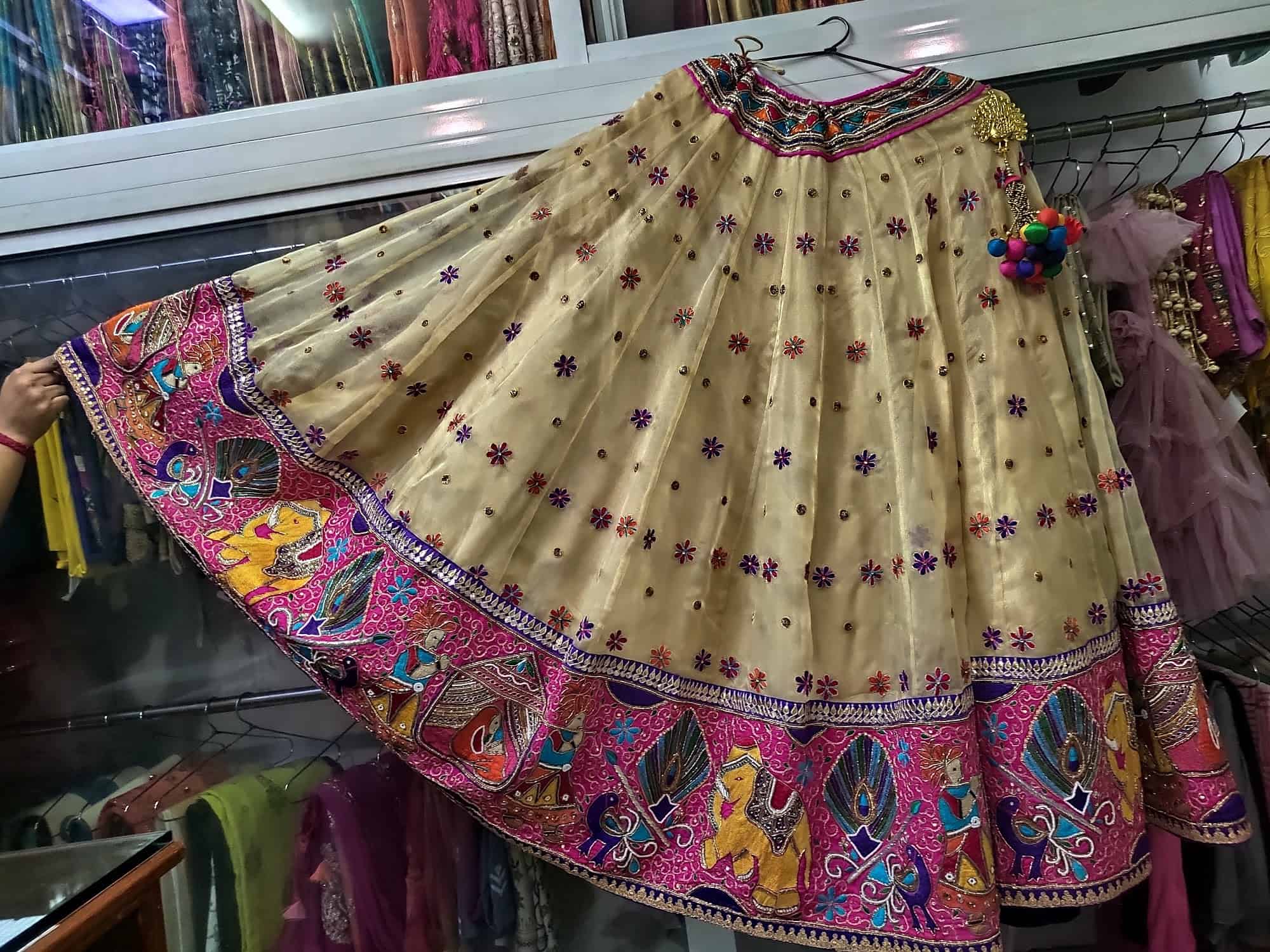 Ashutosh Laundry & Dry Cleaning in Sama Road,Vadodara Best Laundry