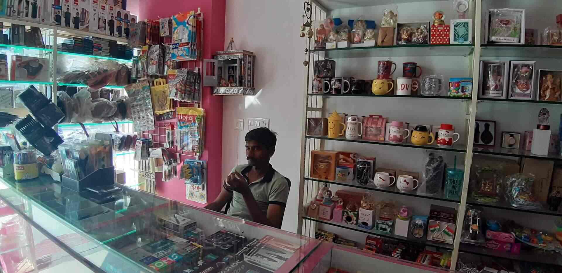 Akshar Stationary & Zerox Gift Articals in Gotri Road,Vadodara Best