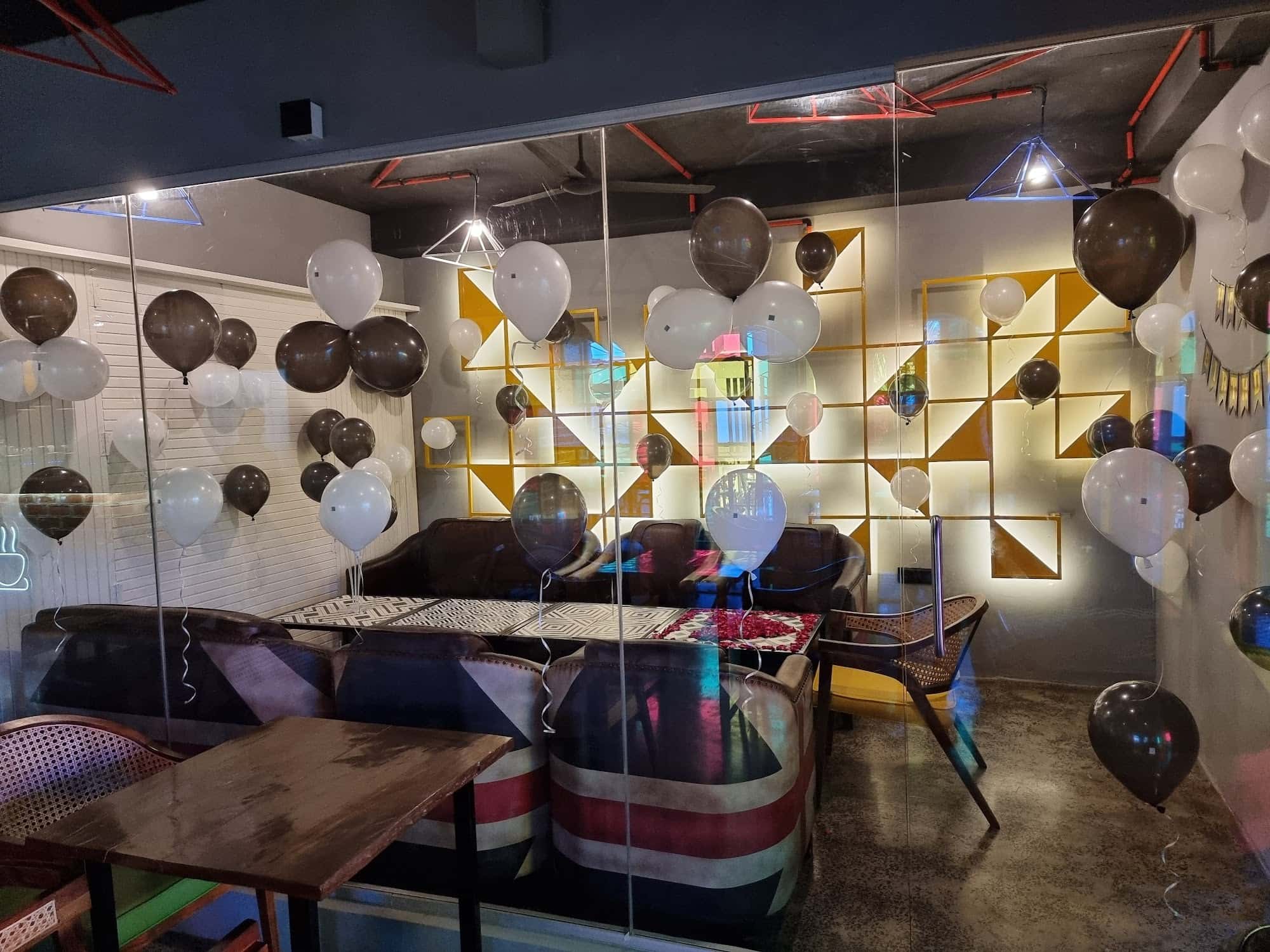 Times Cafe in Beside Shell Petrol Pump Akashwani,Vadodara Best Coffee