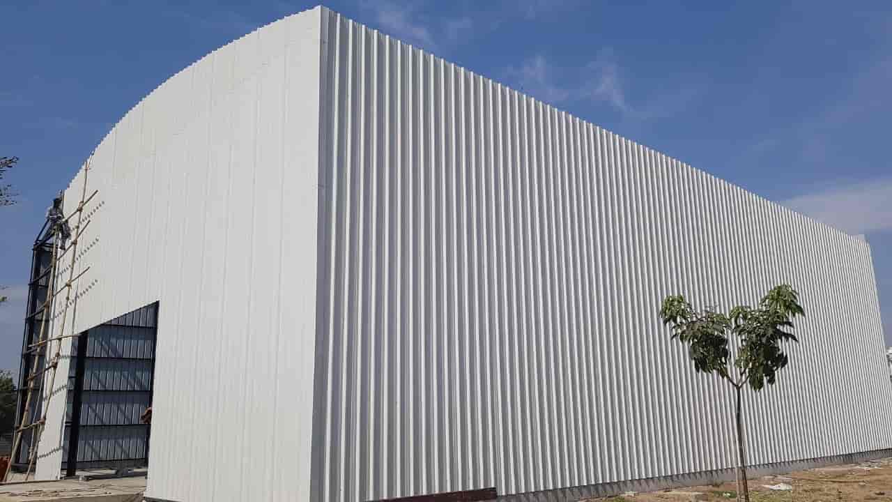 Top Badminton Court in Pratapnagar Best Indoor Badminton Court near