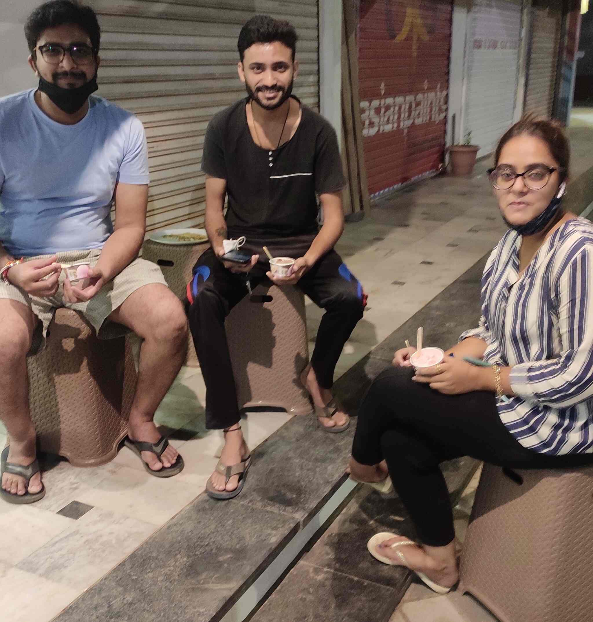 Ice Cream Junction in Bhaili,Vadodara Best Ice Cream Parlours in