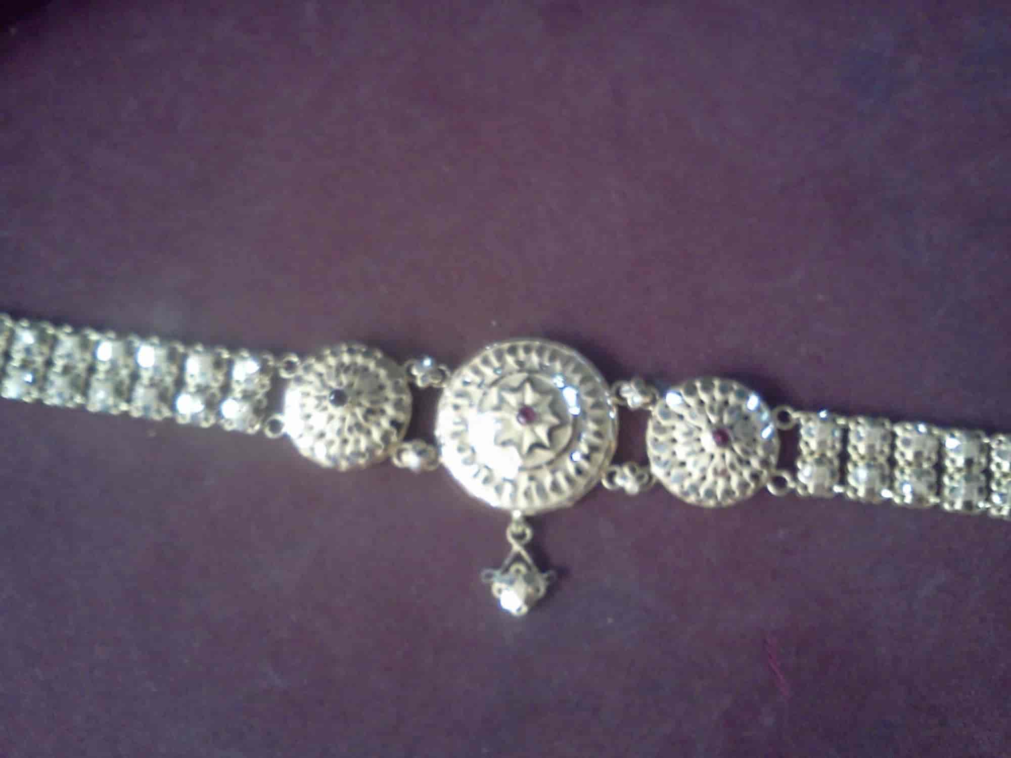 Top Gold Jewellery Showrooms in Padra Best Gold Dealers Vadodara near