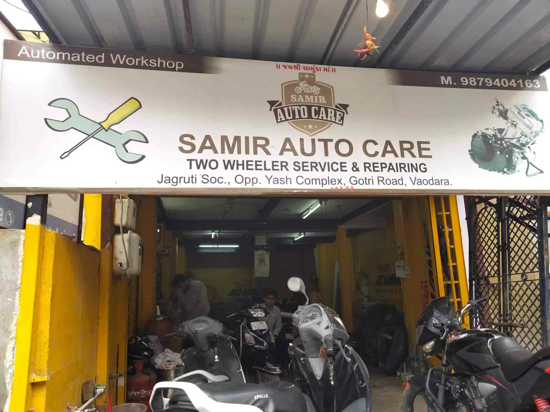 garage two wheeler mechanic near me