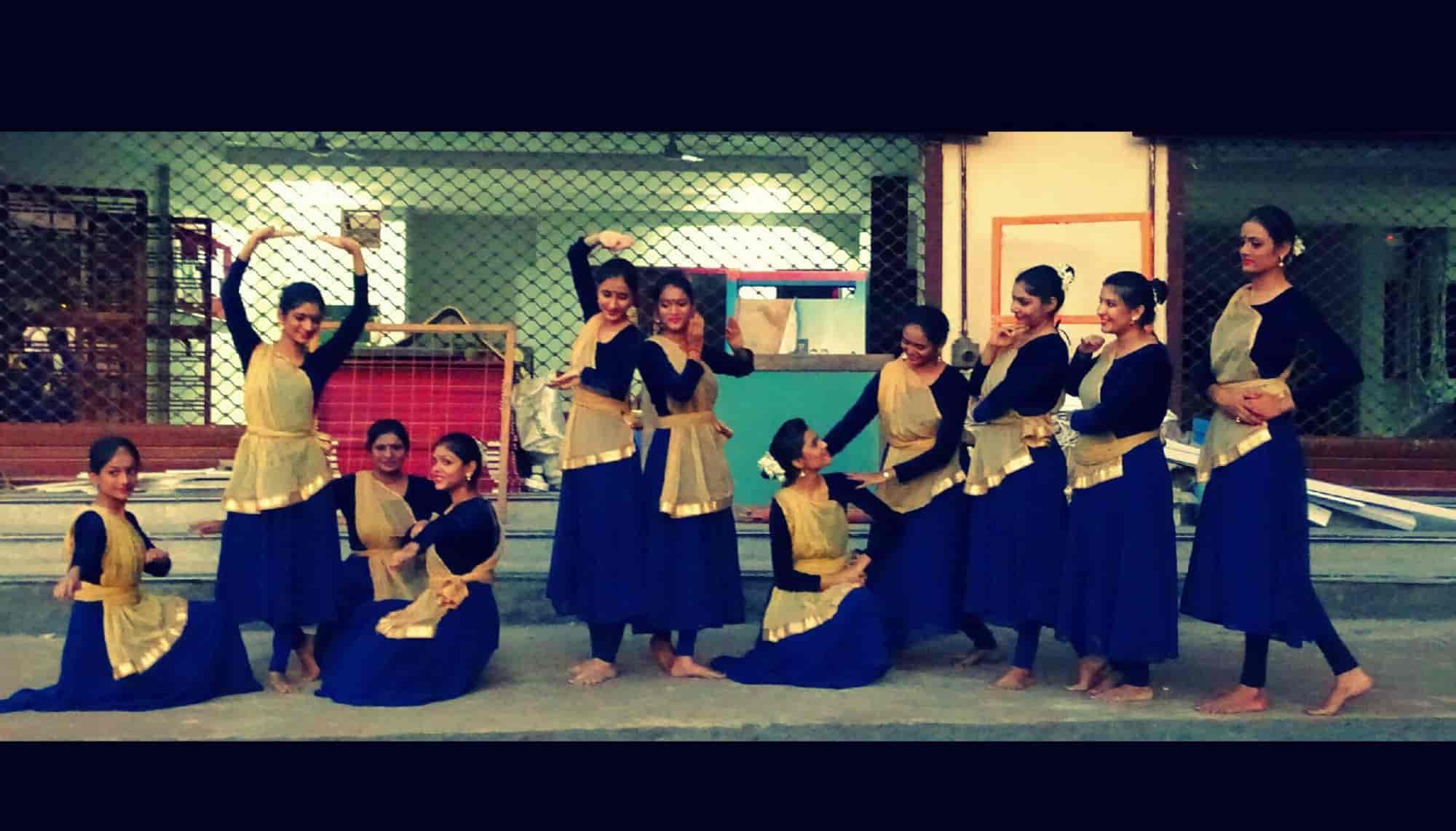 Nrityangada Kathak Dance Academy, Alkapuri Dance Classes in Vadodara