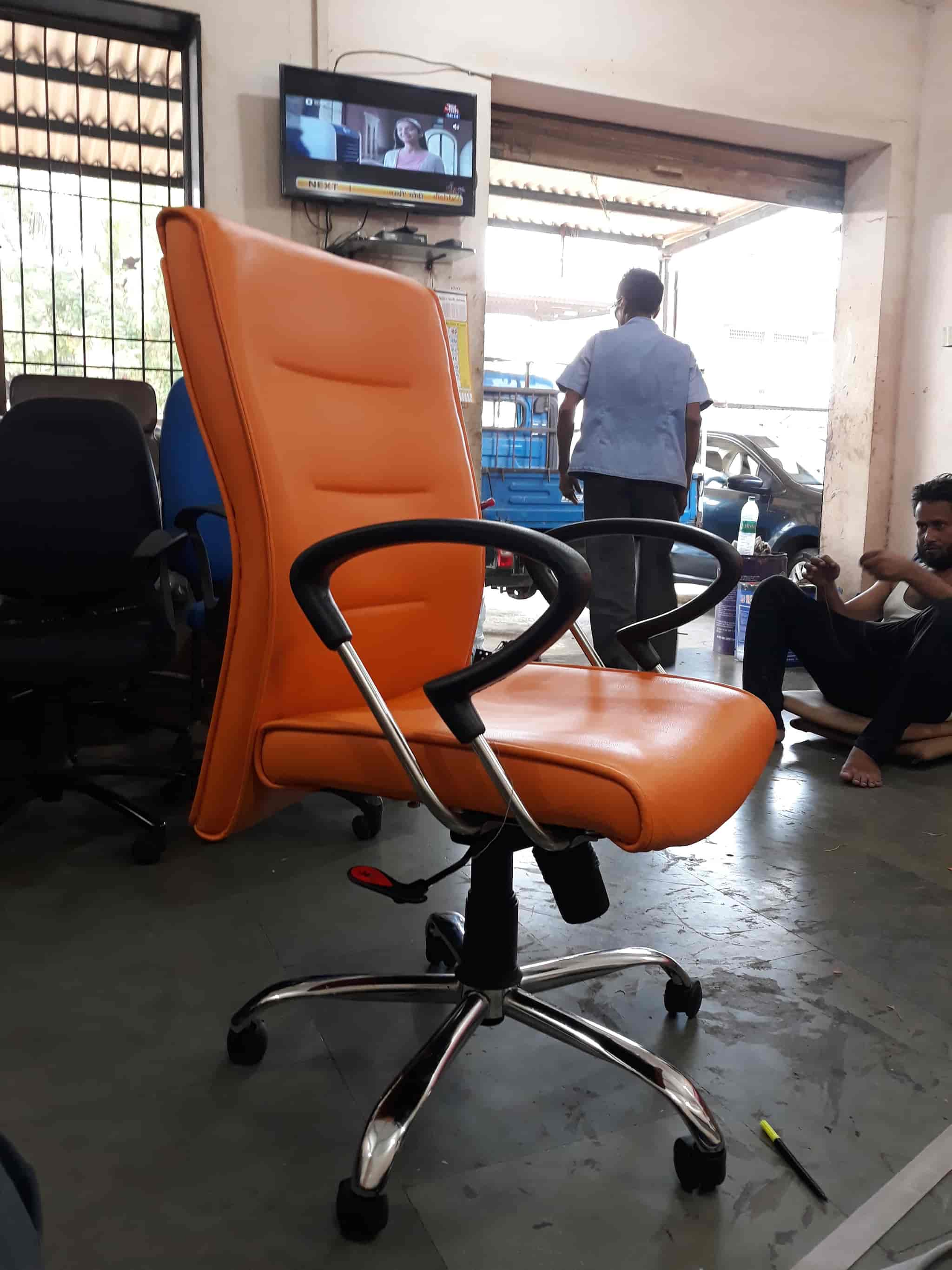 Top Office Chair Manufacturers in Vapi City Best Computer Chair